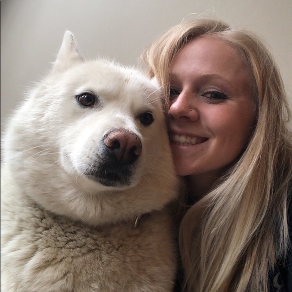 Meet your Posher, Ash - Picture 1 of 1